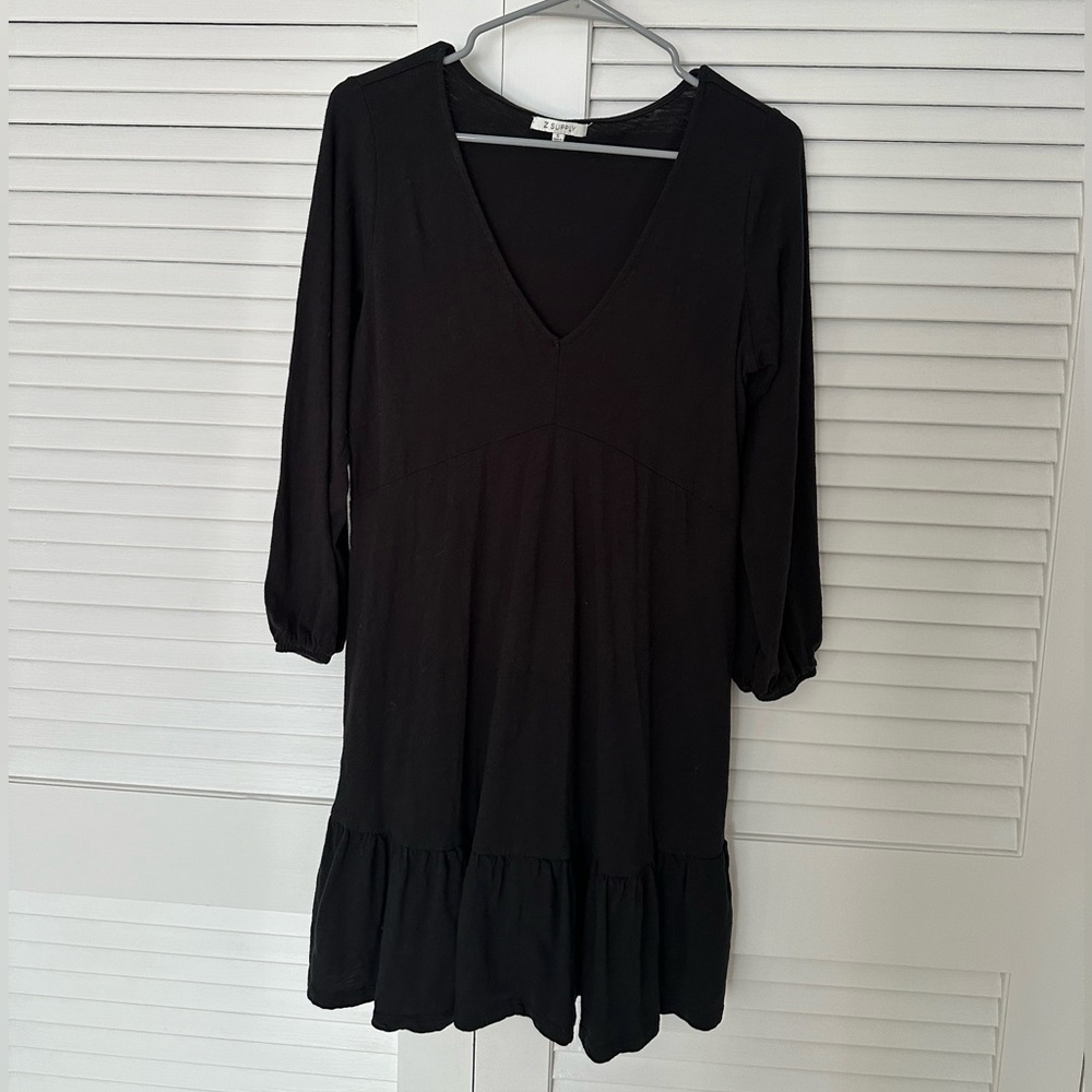 Z supply size S black long sleeve v neck dress